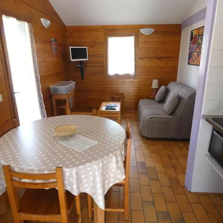 Holiday home Les Ajoncs *